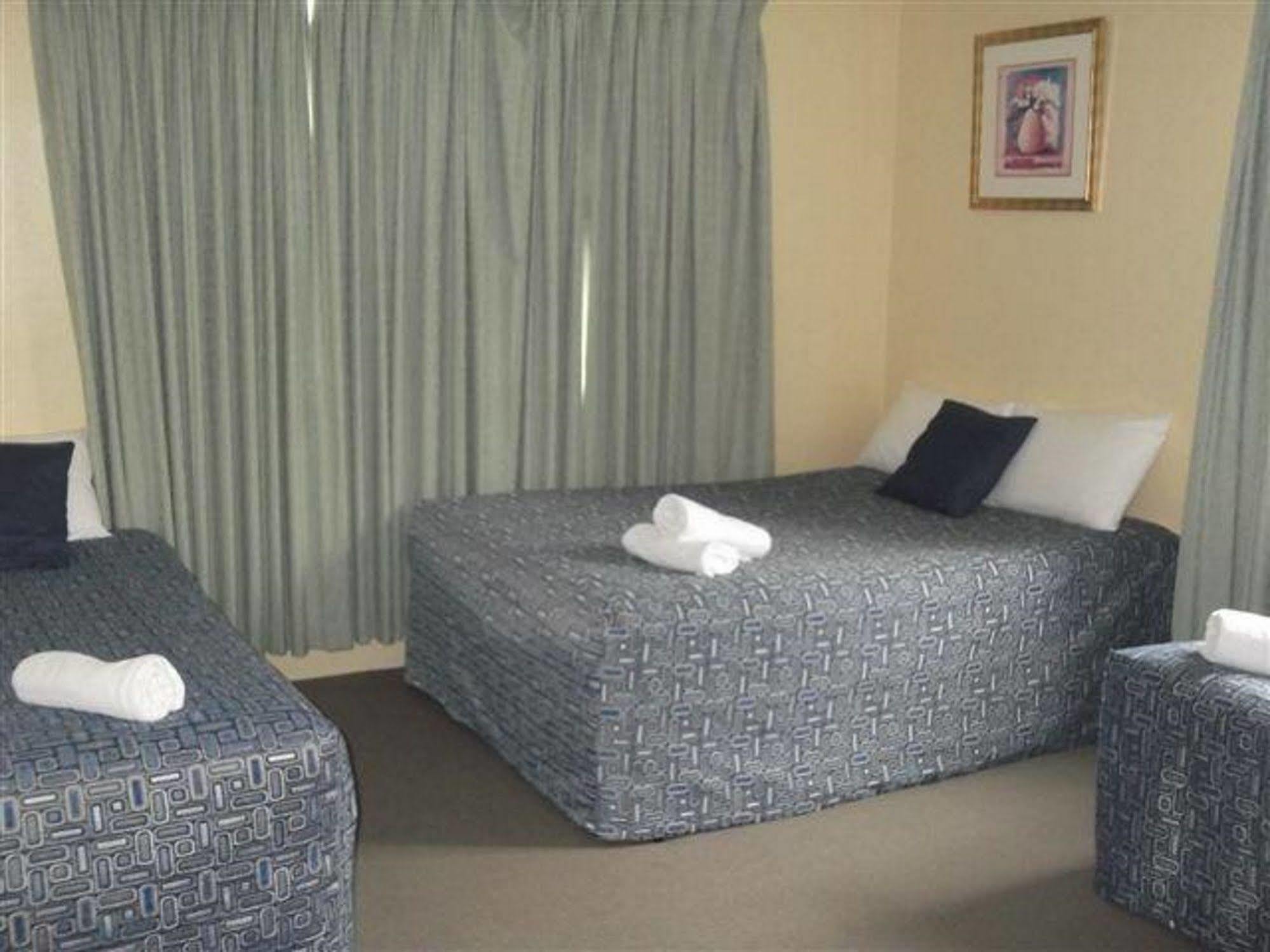 Bentleigh Motor Inn Кофс-Харбор Экстерьер фото