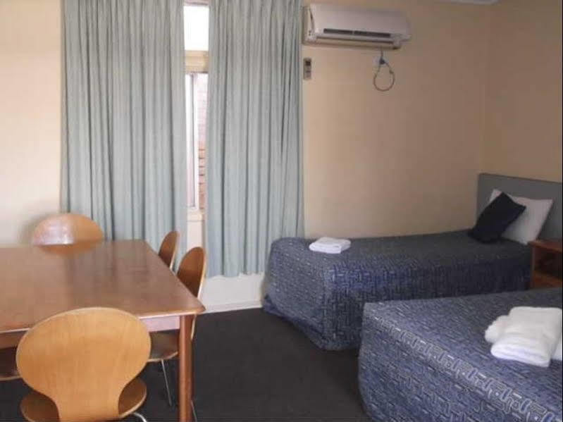 Bentleigh Motor Inn Кофс-Харбор Экстерьер фото