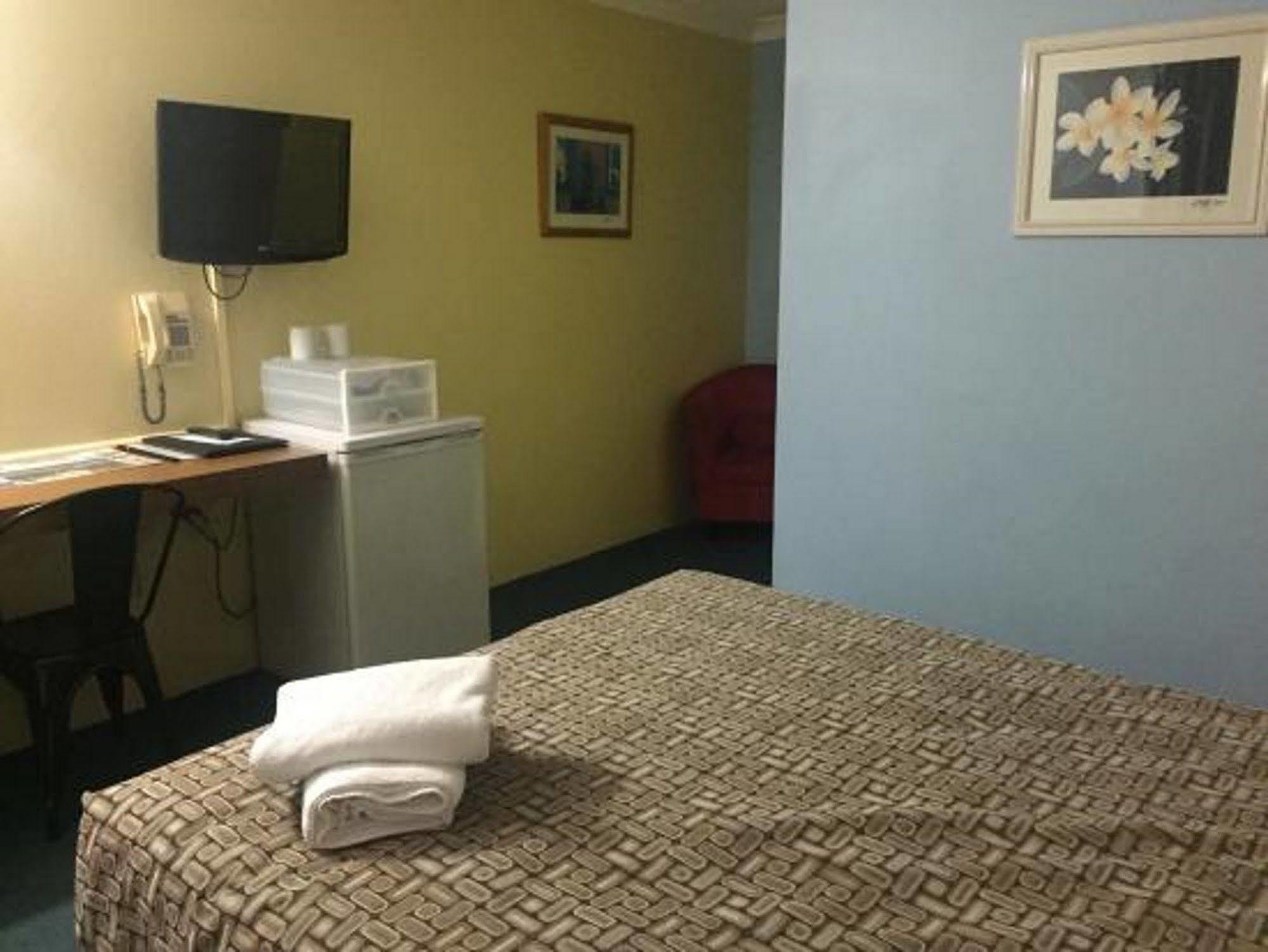 Bentleigh Motor Inn Кофс-Харбор Экстерьер фото