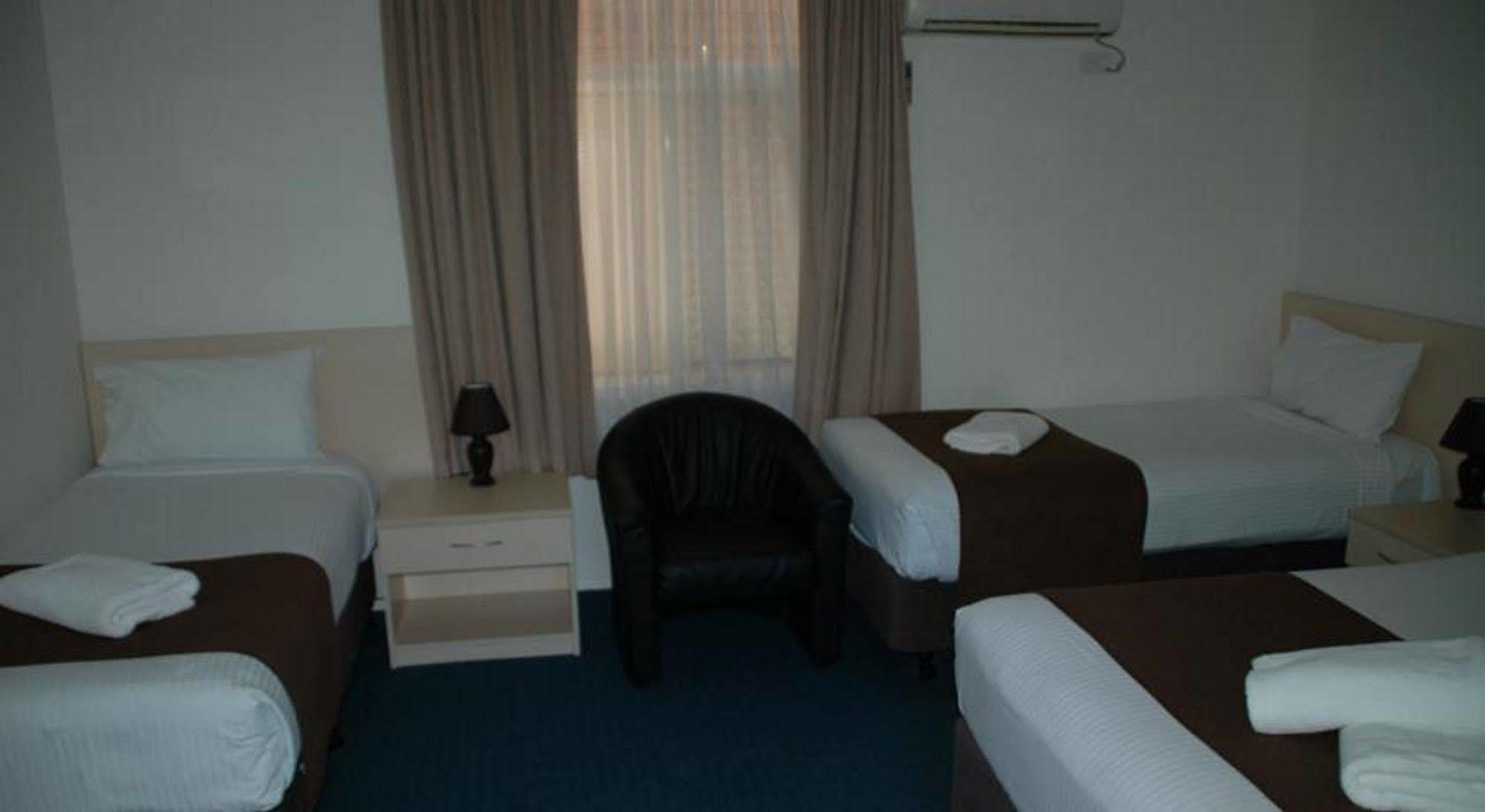 Bentleigh Motor Inn Кофс-Харбор Экстерьер фото